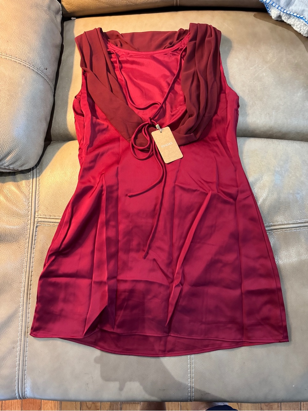 RIHOAS Red Satin Maxi Dress with Chiffon Collar